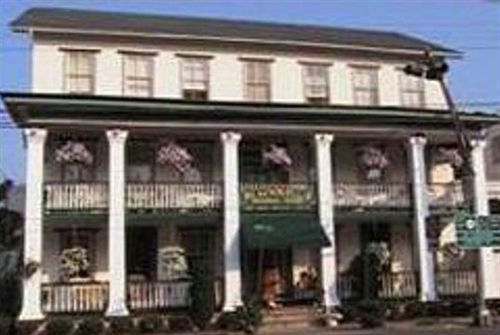 The National Hotel Frenchtown Kültér fotó